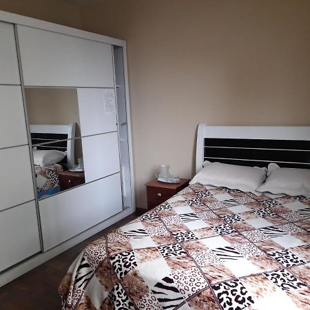 Apartamento Confortavel A 1 Quadra Do Parque Das Aguas Sao Lourenco  Exteriér fotografie